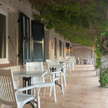 Les Lodges De La Plage U Dragulinu Sari-Solenzara Exteriör bild