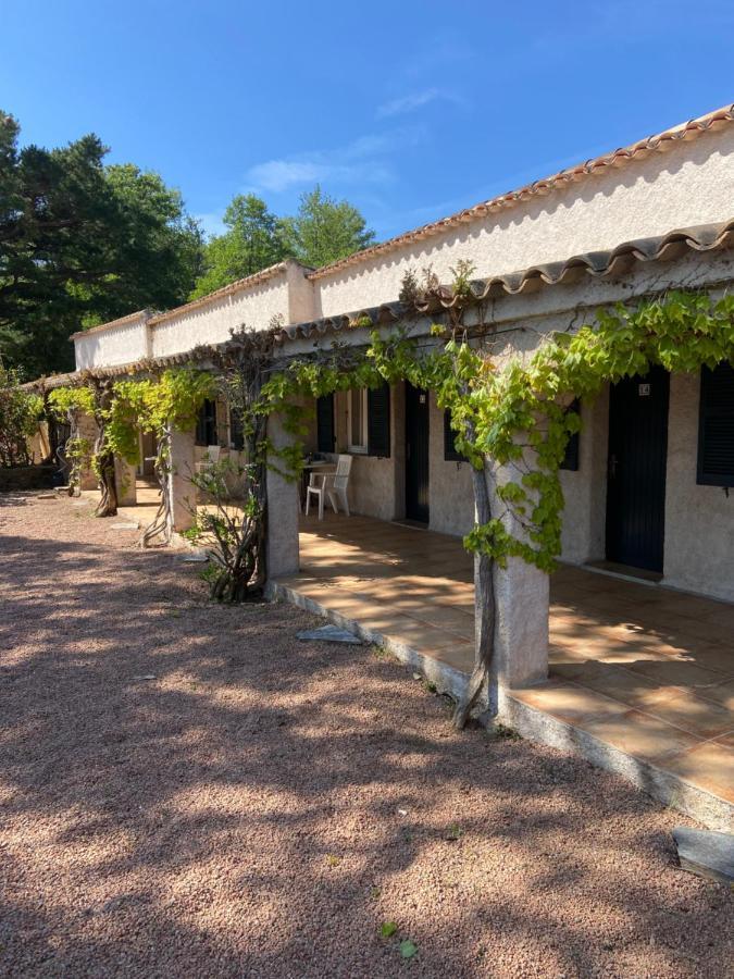 Les Lodges De La Plage U Dragulinu Sari-Solenzara Exteriör bild