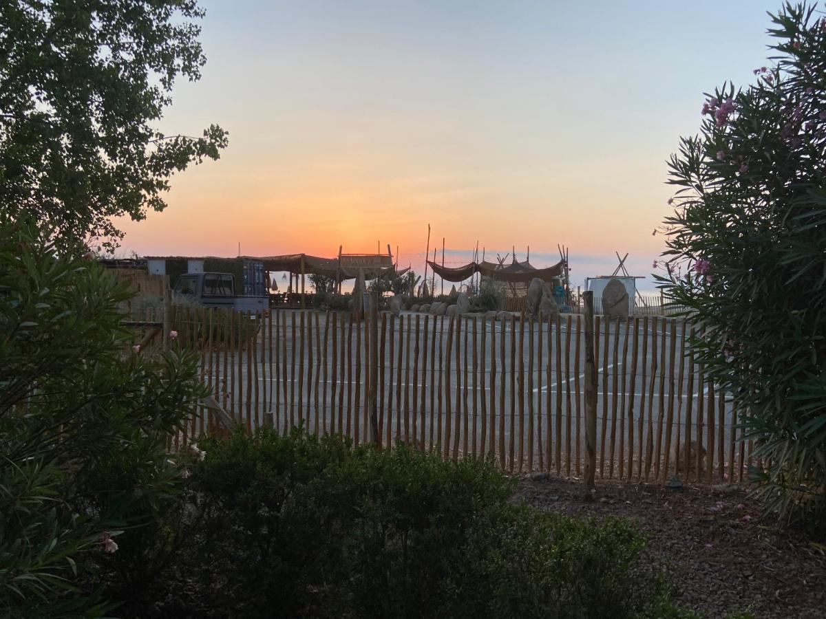 Les Lodges De La Plage U Dragulinu Sari-Solenzara Exteriör bild