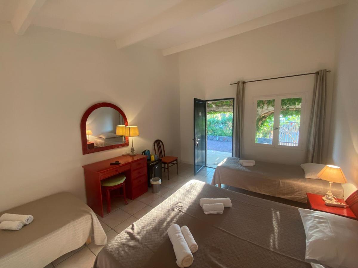 Les Lodges De La Plage U Dragulinu Sari-Solenzara Exteriör bild