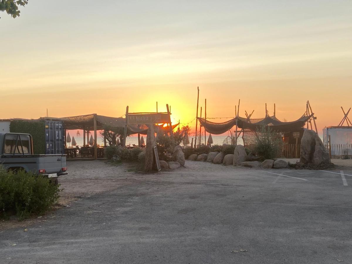 Les Lodges De La Plage U Dragulinu Sari-Solenzara Exteriör bild